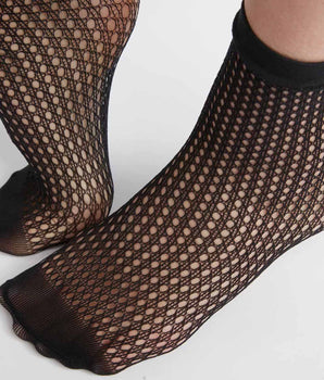 Dim Style Women's Black Cannage-Effect Fishnet Socks