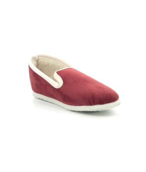 Ultra-soft red slippers